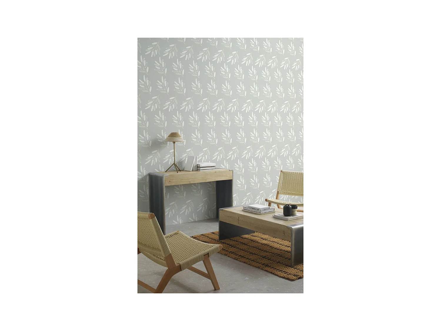 Table basse rectangulaire bois d'épicéa et finitions métal chic
