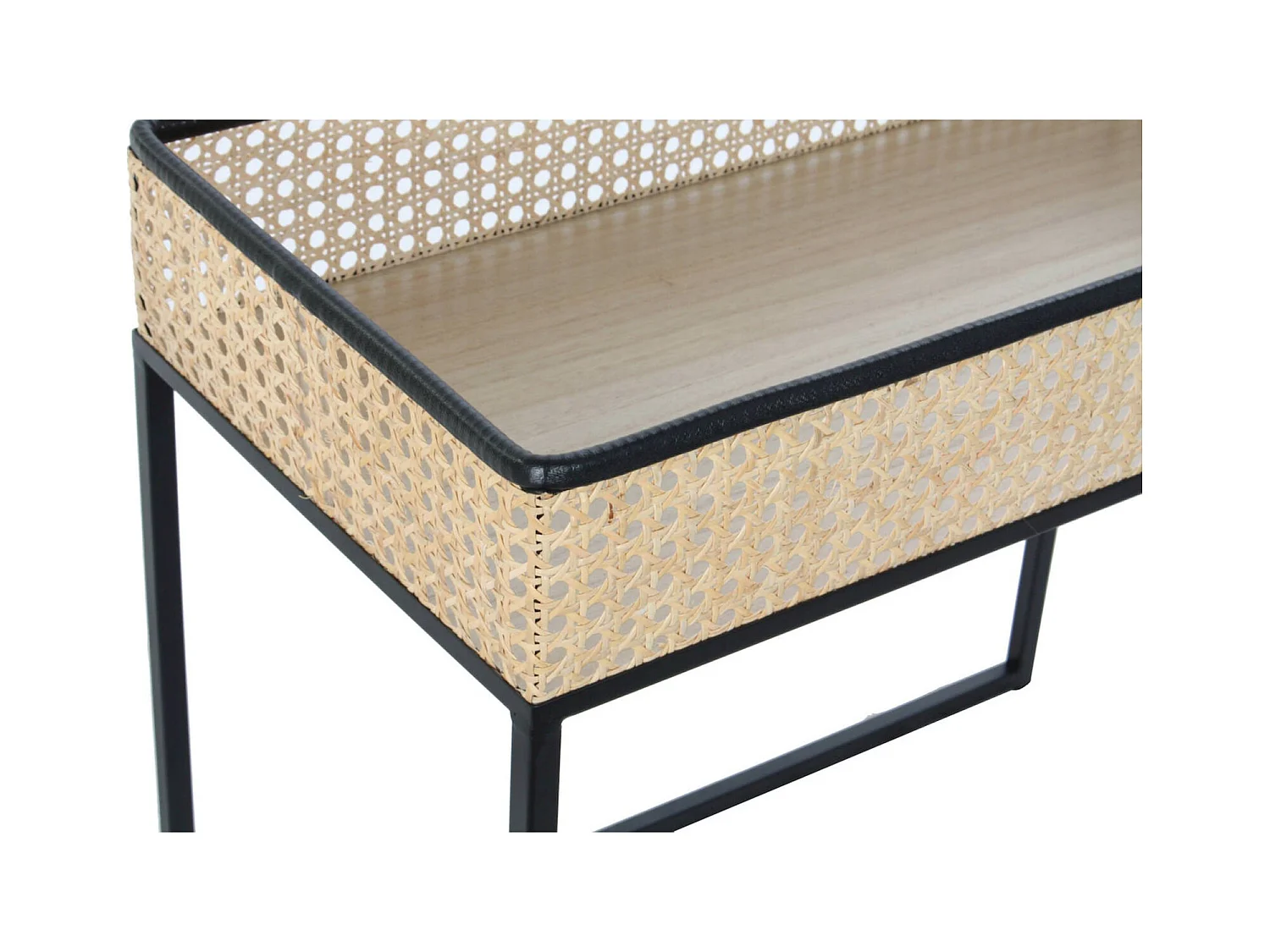 Table basse élégance rotin et finition métal