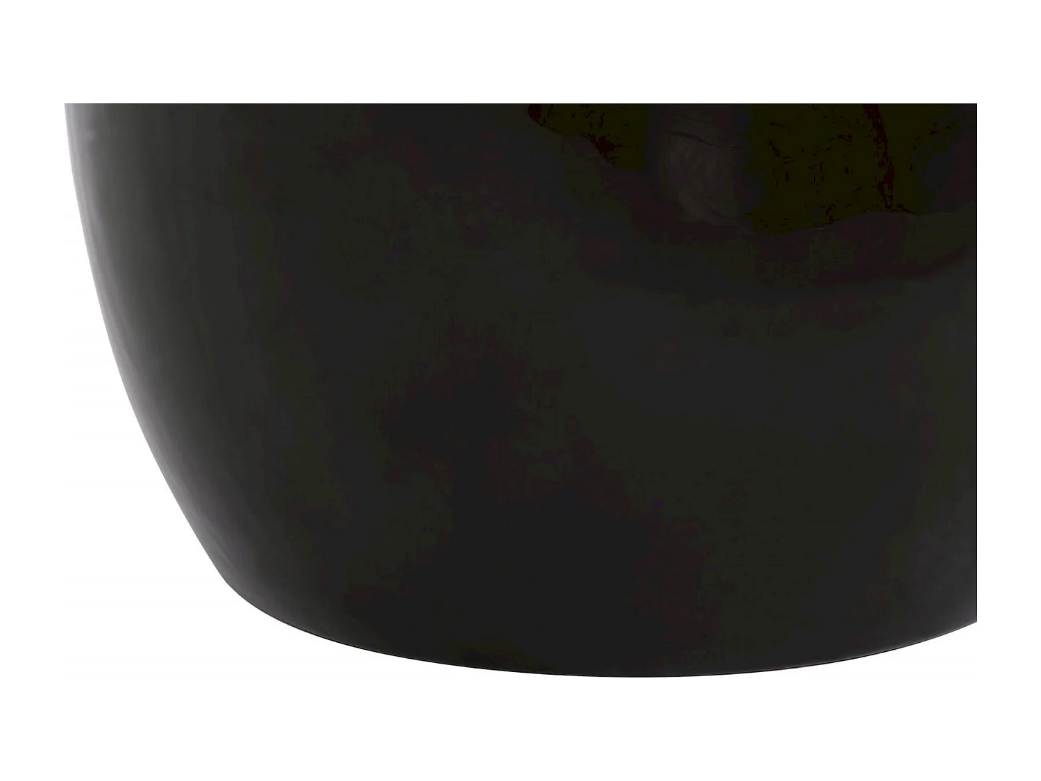 Table basse en verre avec touches dorées élégantes