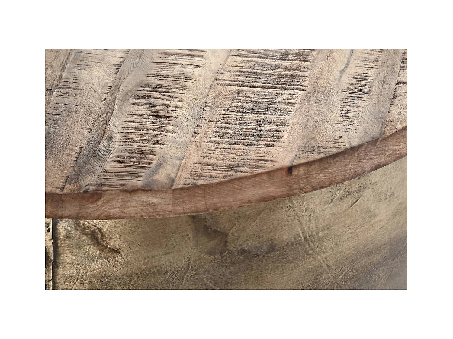 Table basse chic en métal doré et bois exotique