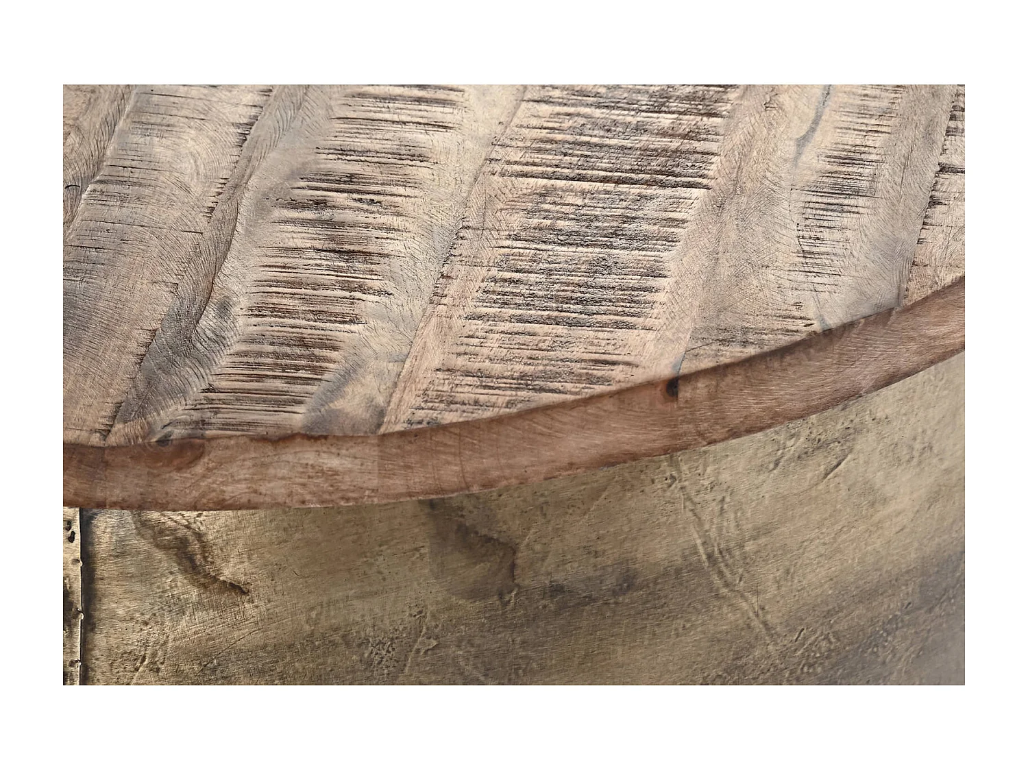 Table basse chic en métal doré et bois exotique