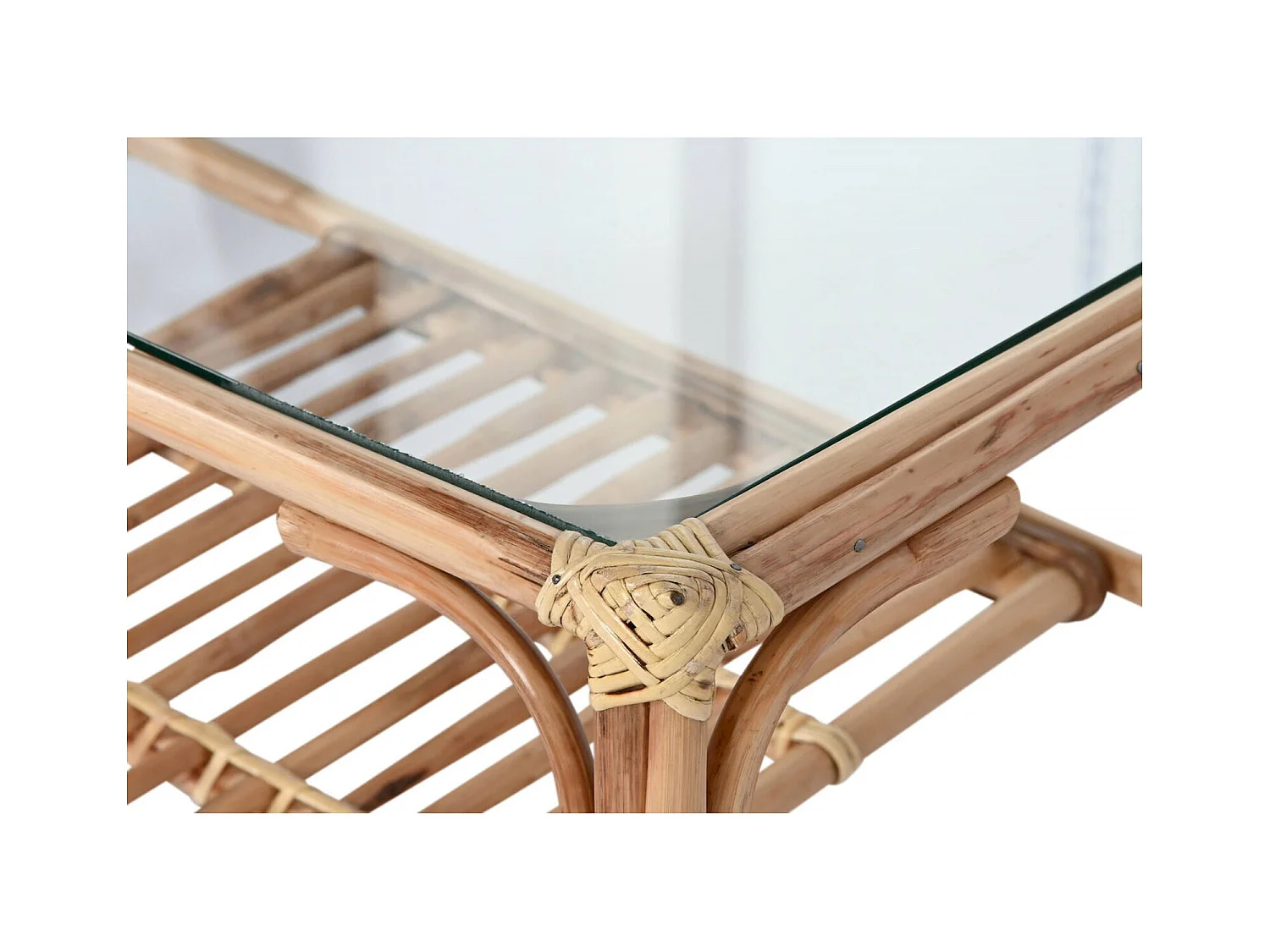 Table basse élégance naturelle en rotin et bambou