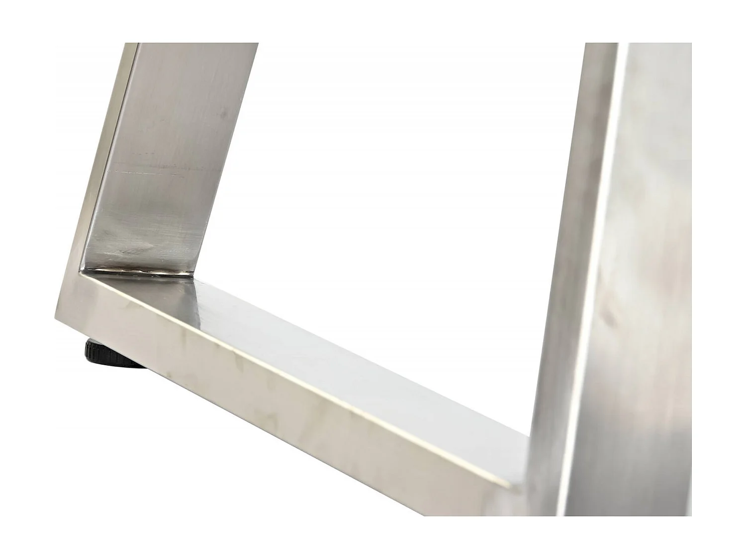 Table basse bois et acier noir pour salon chic