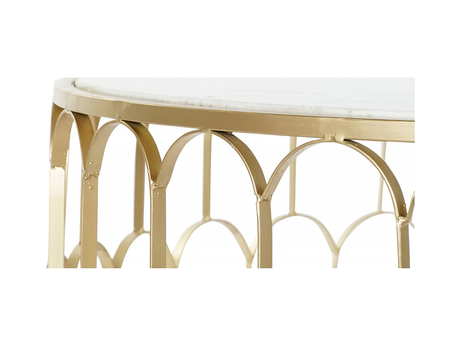 Table basse élégance marbre blanc et dorure chic