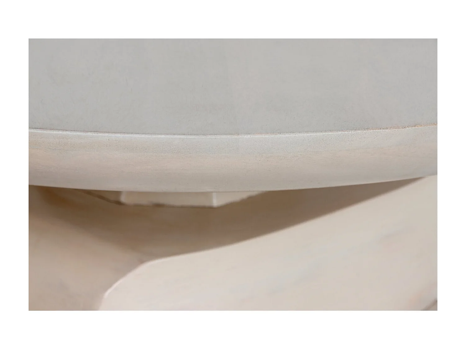 Table basse en bois gris élégance contemporaine