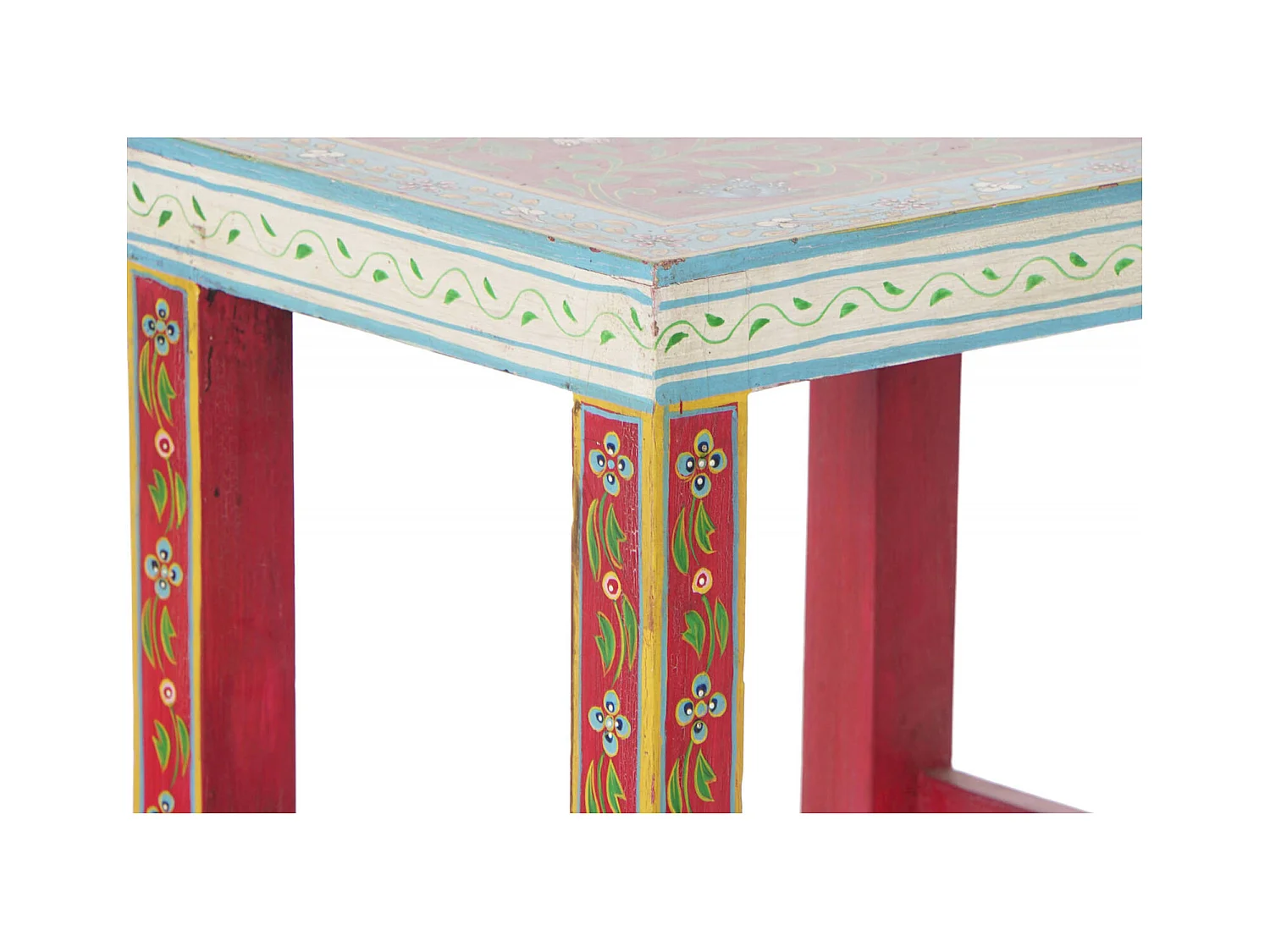 Table gigogne colorée et artisanale unique