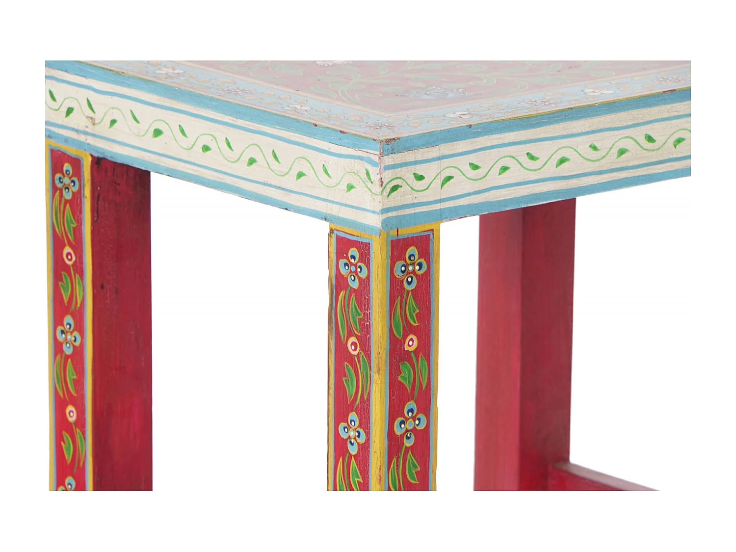 Table gigogne colorée et artisanale unique