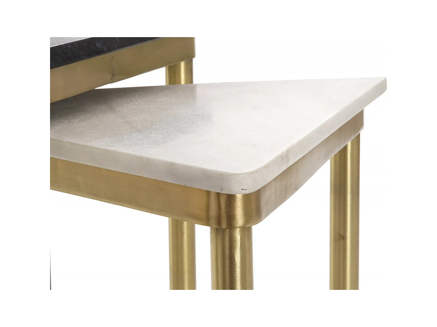 Table gigogne marbre pour élégance intemporelle