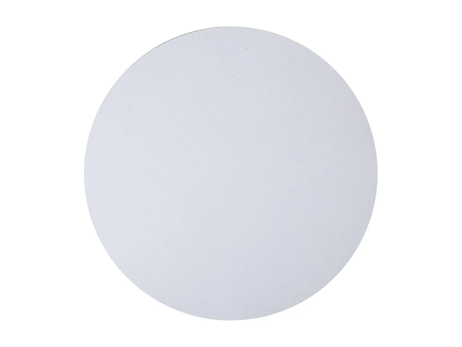 Table gigogne épurée pour intérieur chic et pratique