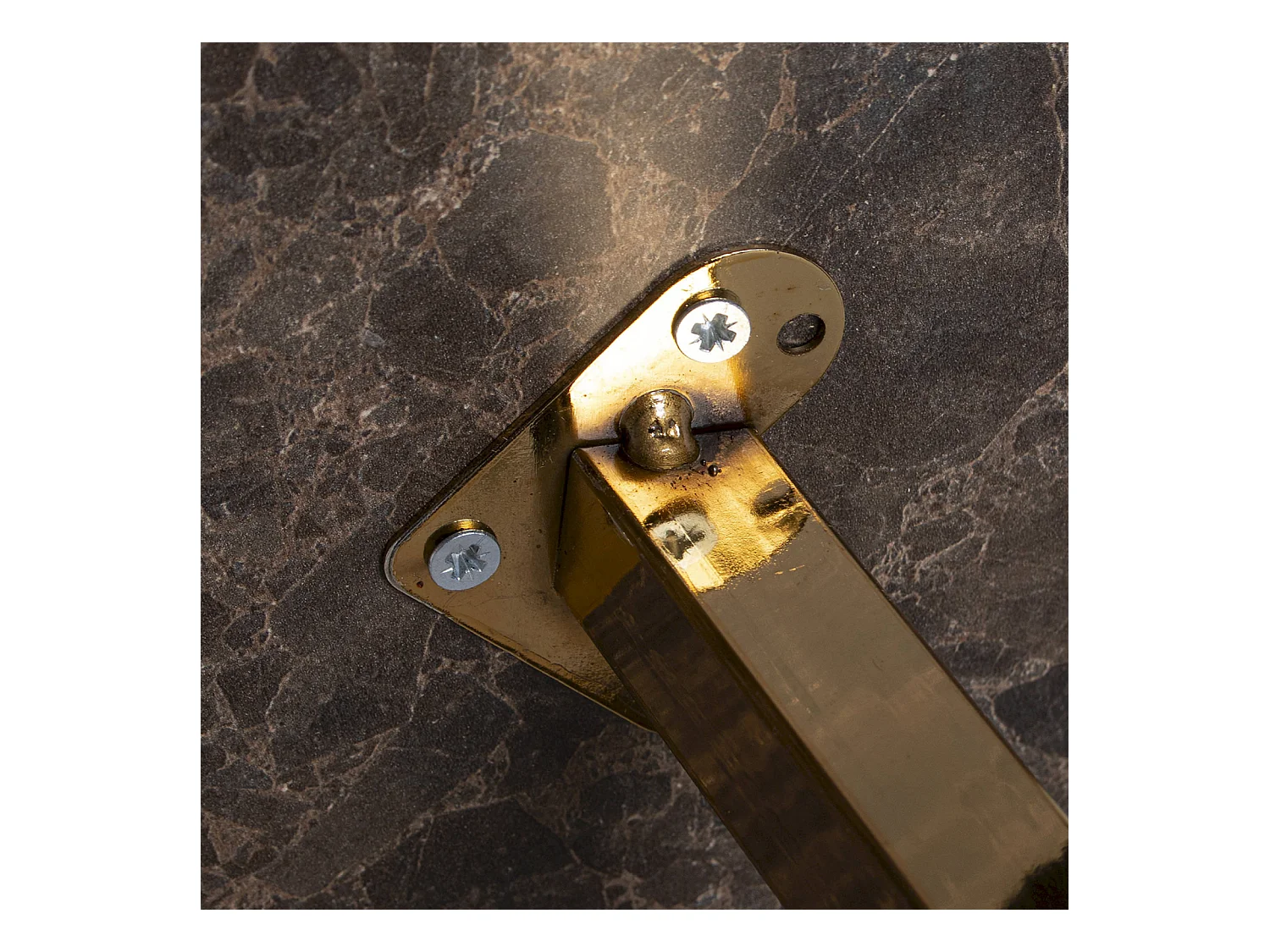 Table gigogne élégance noyer et touches dorées