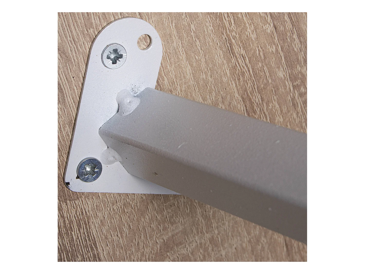 Table gigogne élégante pour intérieur moderne et cosy