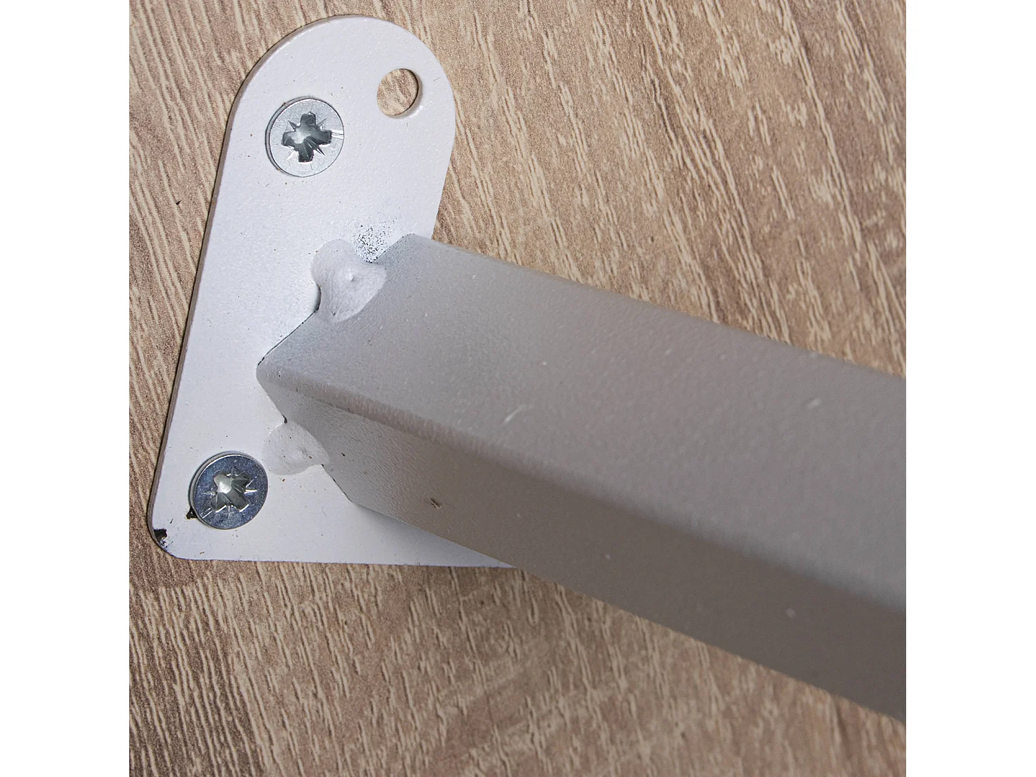 Table gigogne élégante pour intérieur moderne et cosy