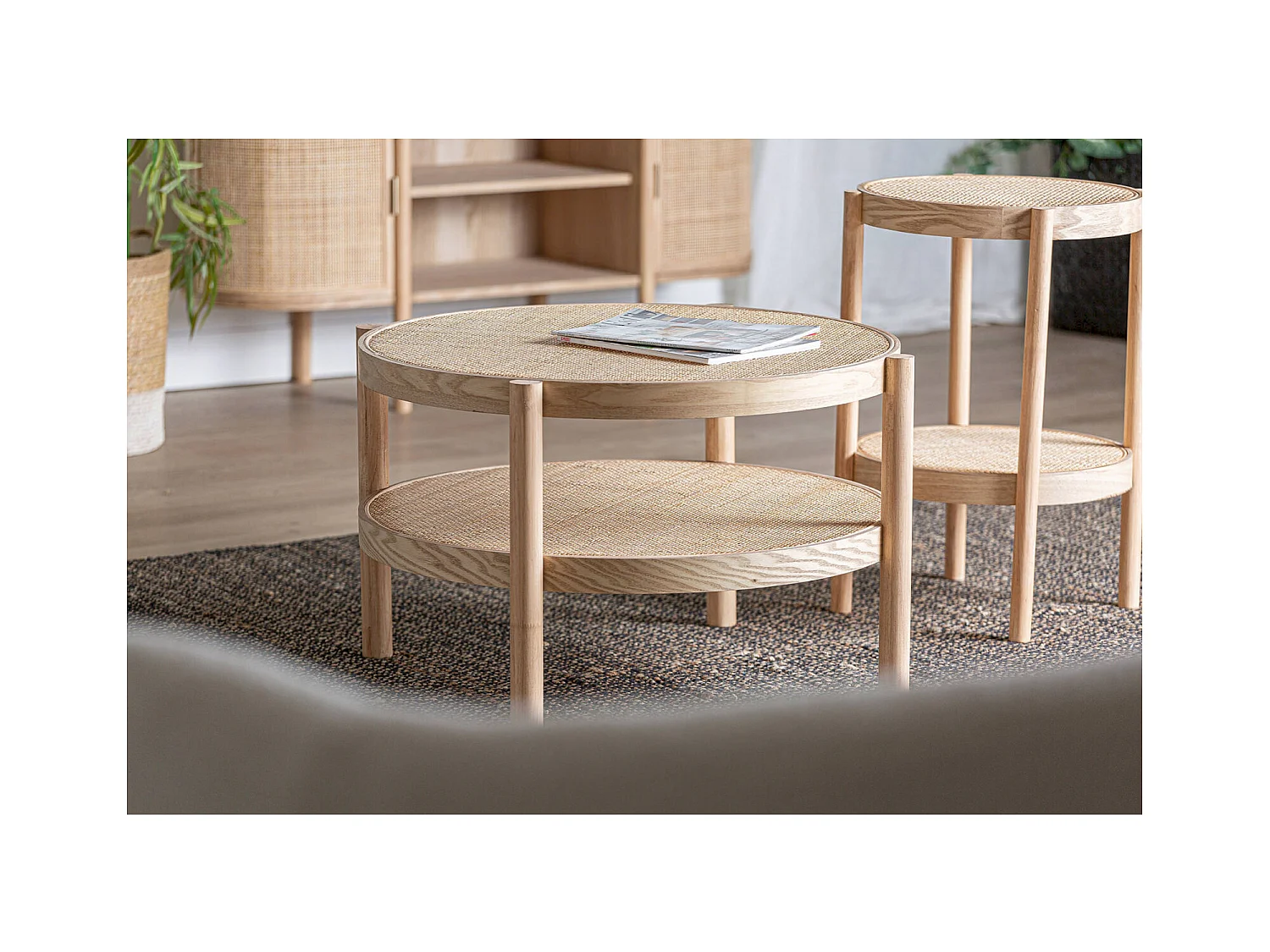 Table basse Ikla style nordique en bois naturel