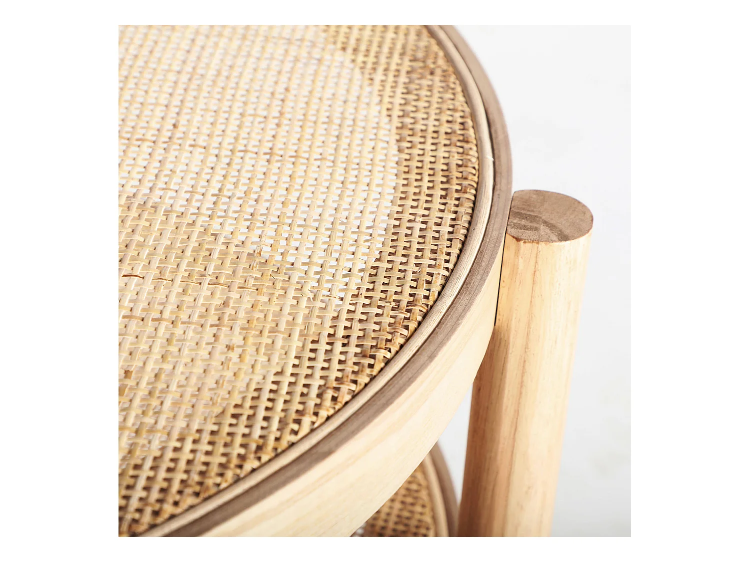 Table basse Ikla style nordique en bois naturel