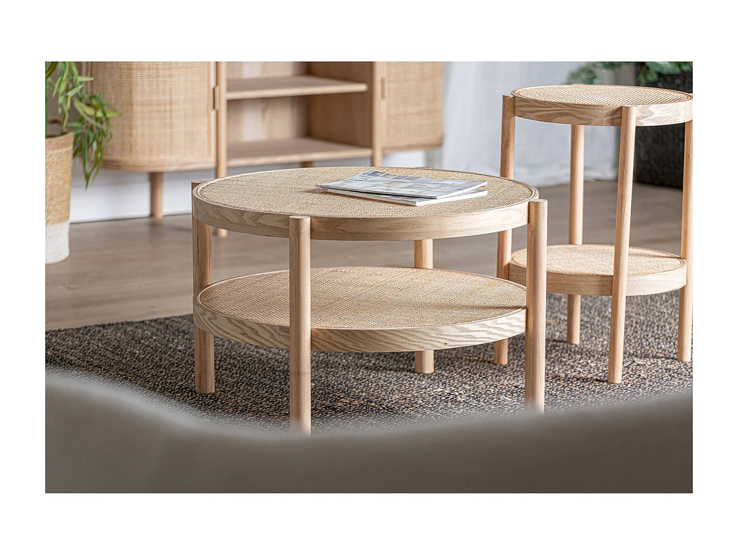 Table basse Ikla style nordique en bois naturel
