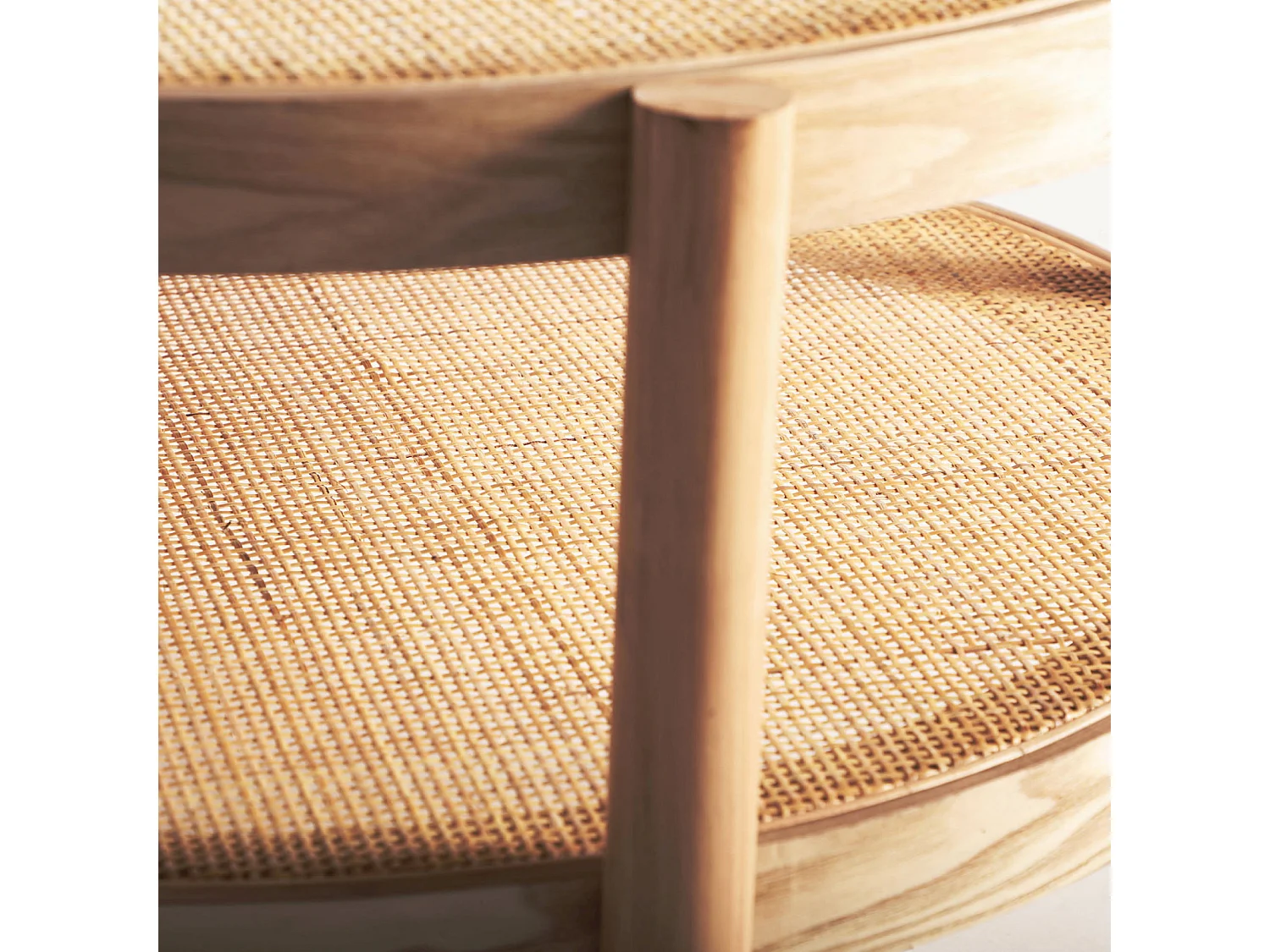 Table basse Ikla style nordique en bois naturel