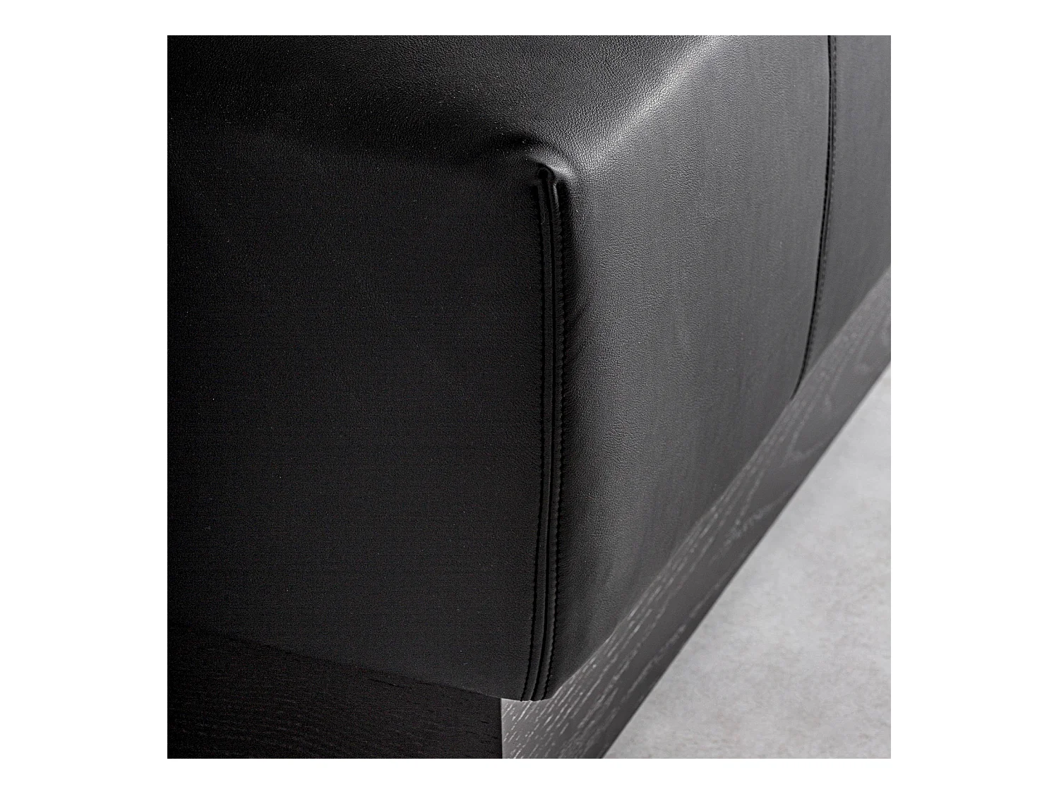 Table basse élégante Traun en chêne et or