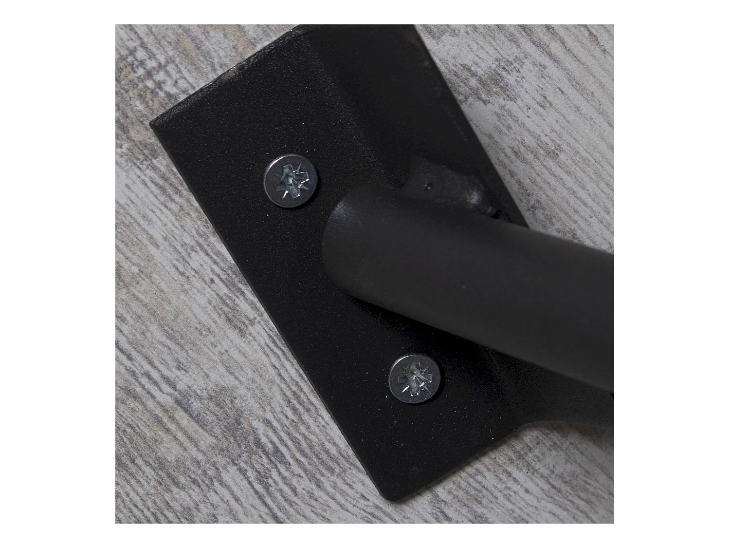 Table basse bicolore bois et métal élégante