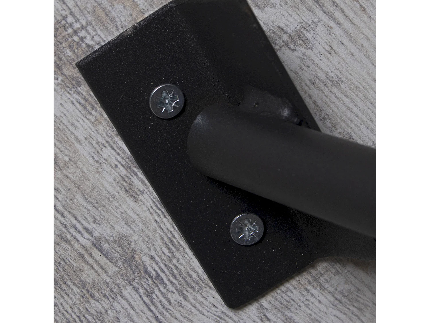 Table basse bicolore bois et métal élégante