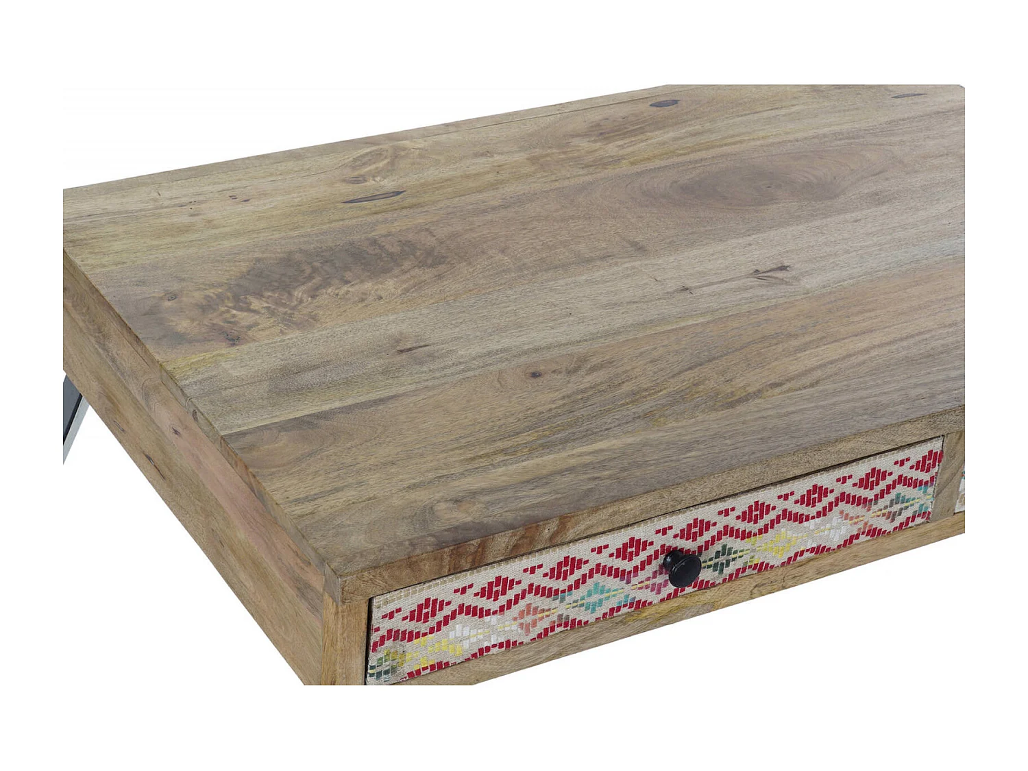 Table basse style industriel chic et pratique