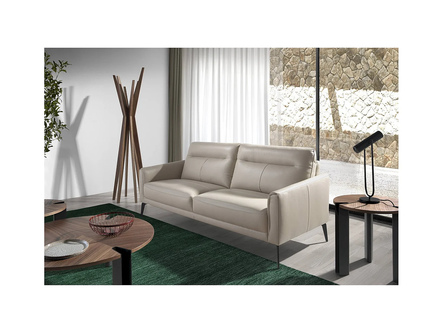 Table basse ronde Angel Cerda en noyer et acier