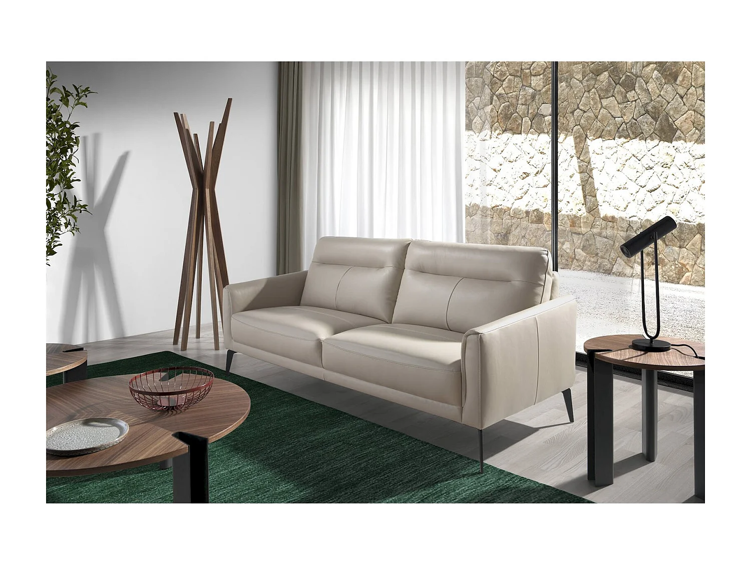 Table basse ronde Angel Cerda en noyer et acier