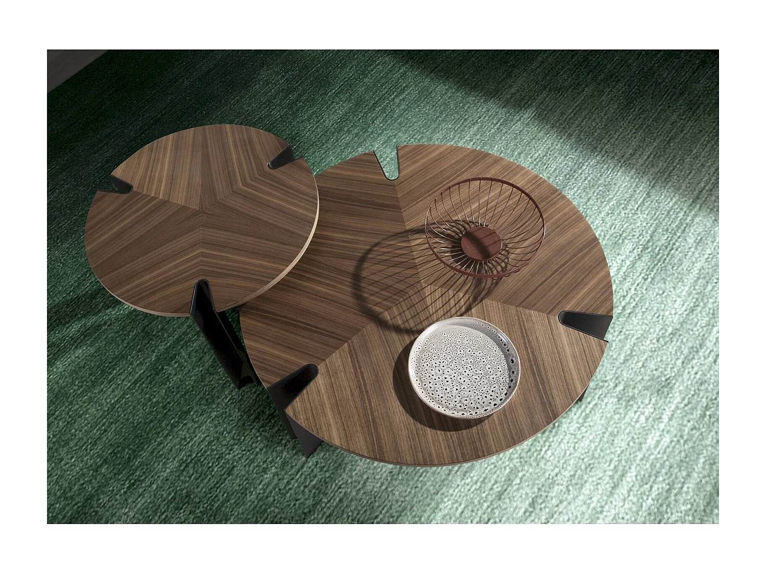 Table basse ronde Angel Cerda en noyer et acier