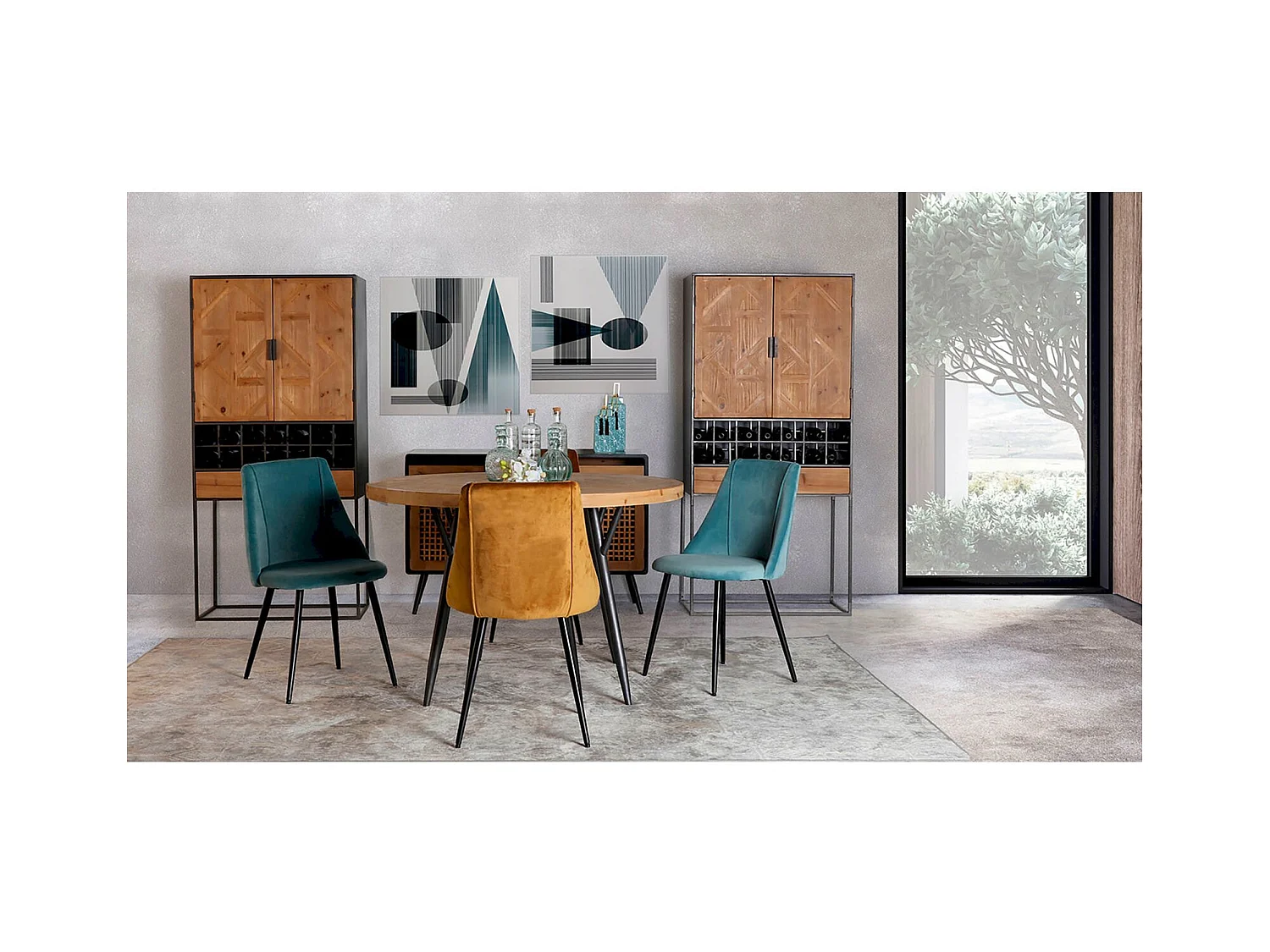 Armoire en bois clair et métal avec casiers de rangement