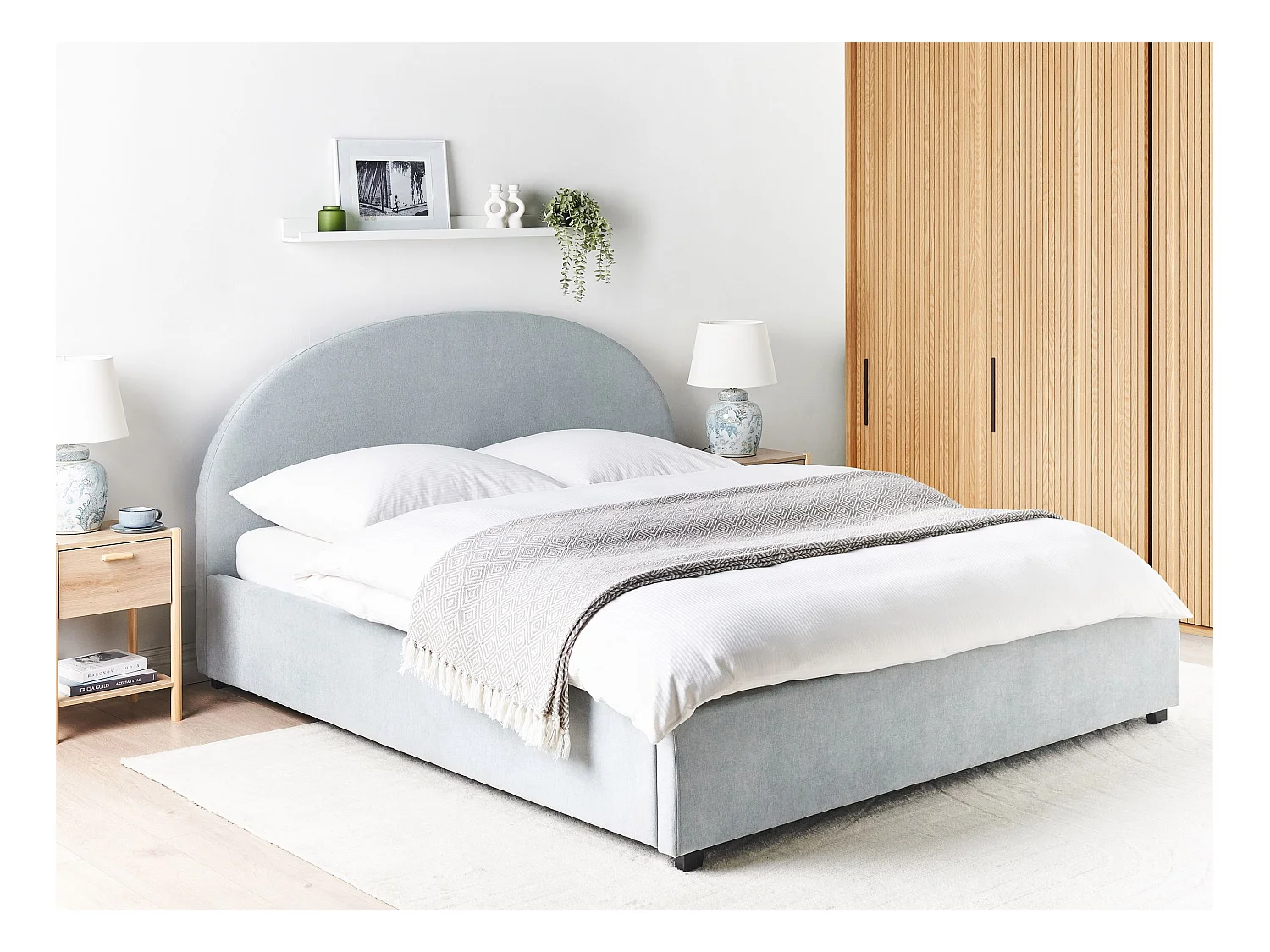 Bett mit Stauraum Stoff VAUCLUSE 180 x 200 cm Hellblau