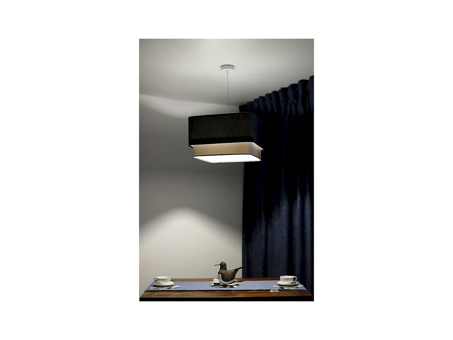 Suspension élégante en lin texturé et PVC gris