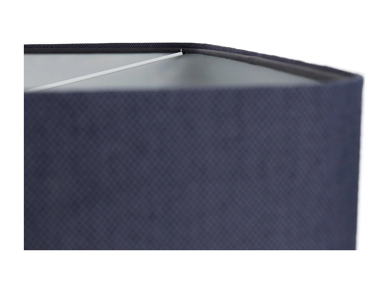 Suspension élégante en lin texturé et PVC gris