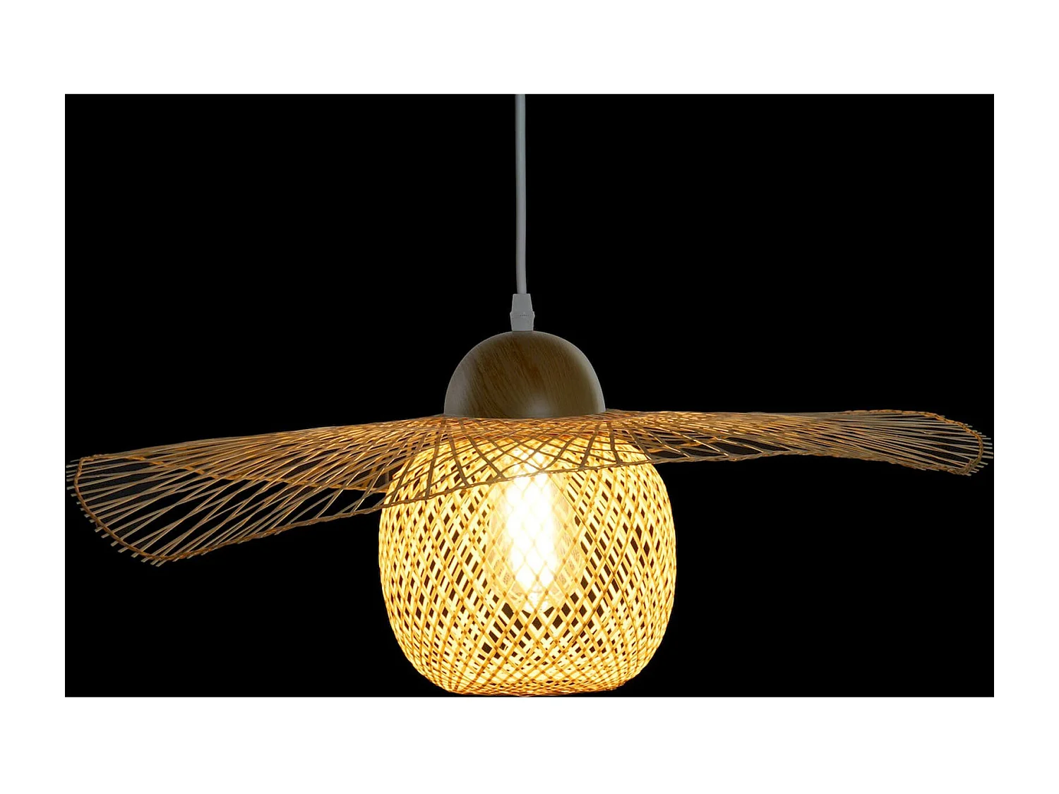 Suspension bambou tressé main pour intérieur chaleureux