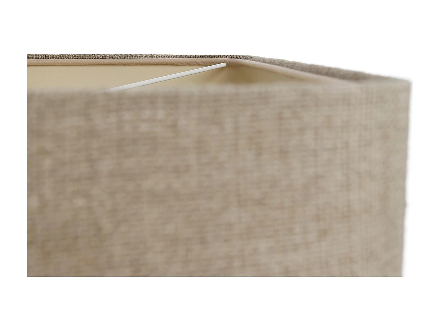 Suspension design épuré en lin