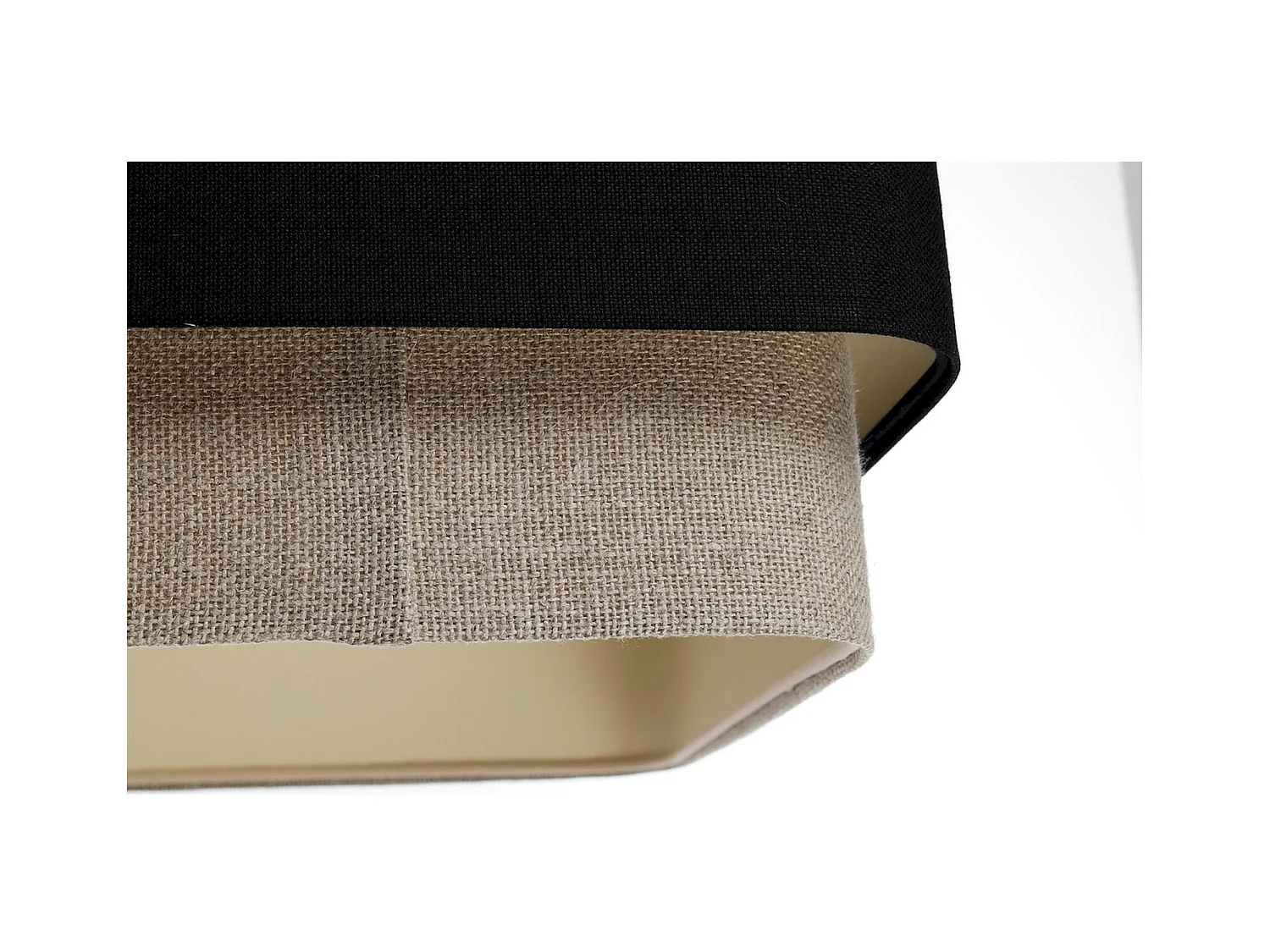 Suspension élégante et contemporaine en lin