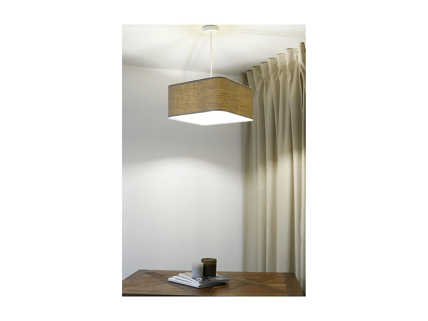 Suspension lin élégant et intemporel - Hauteur 20 cm