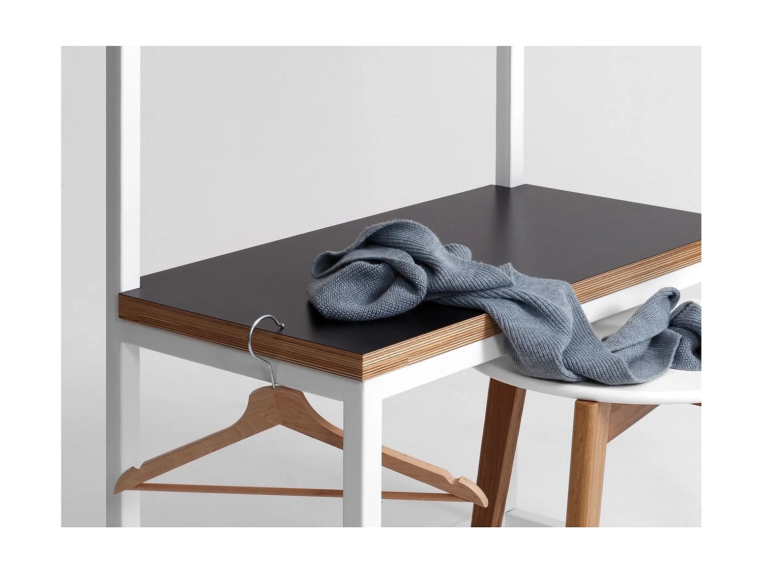 Banc avec patères next