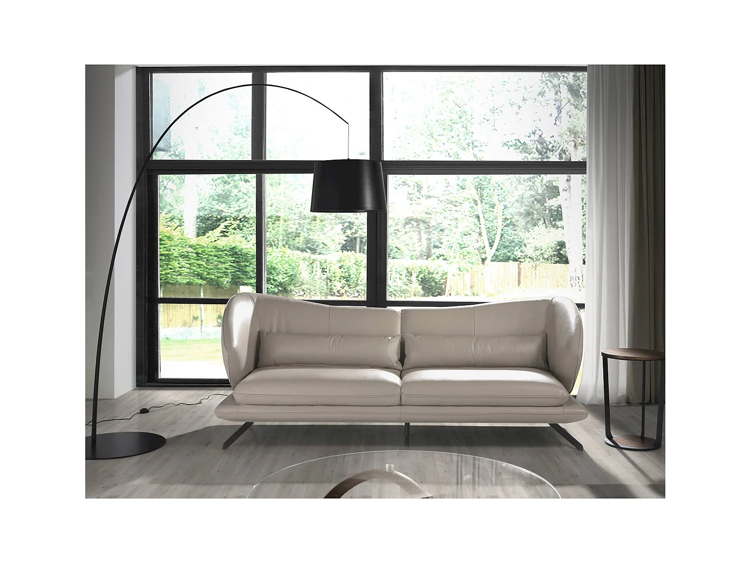 Lampadaire arqué noir mat Angel Cerda réglable en hauteur