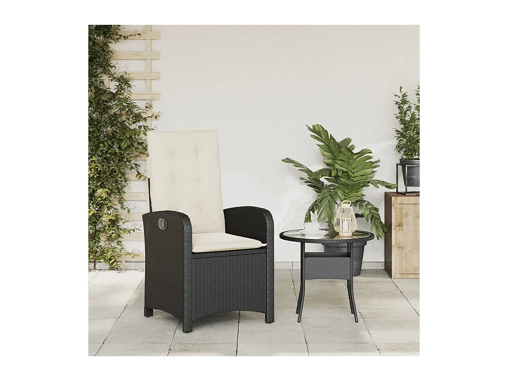 Liggende tuinstoel met zwarte kunsthars rieten kussens