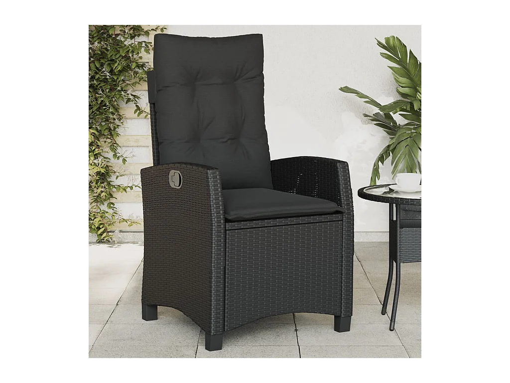 Set van 2 verstelbare tuinstoelen met zwarte rotan kussens