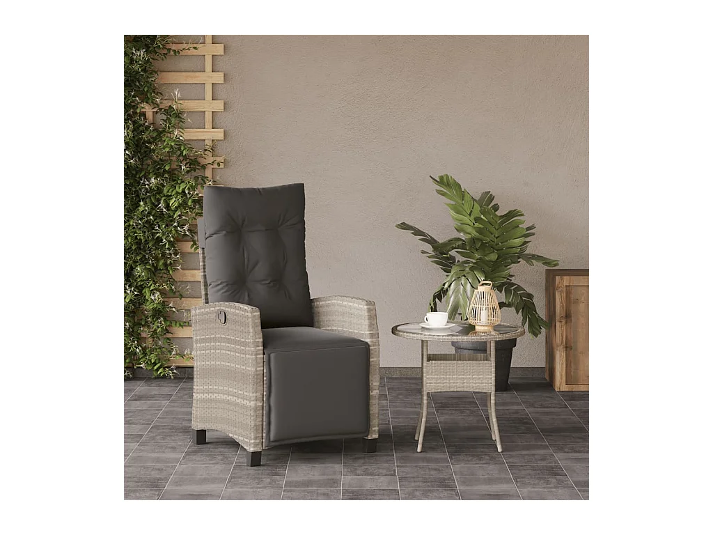 Liggende tuinstoel met voetenbankje lichtgrijs rotan