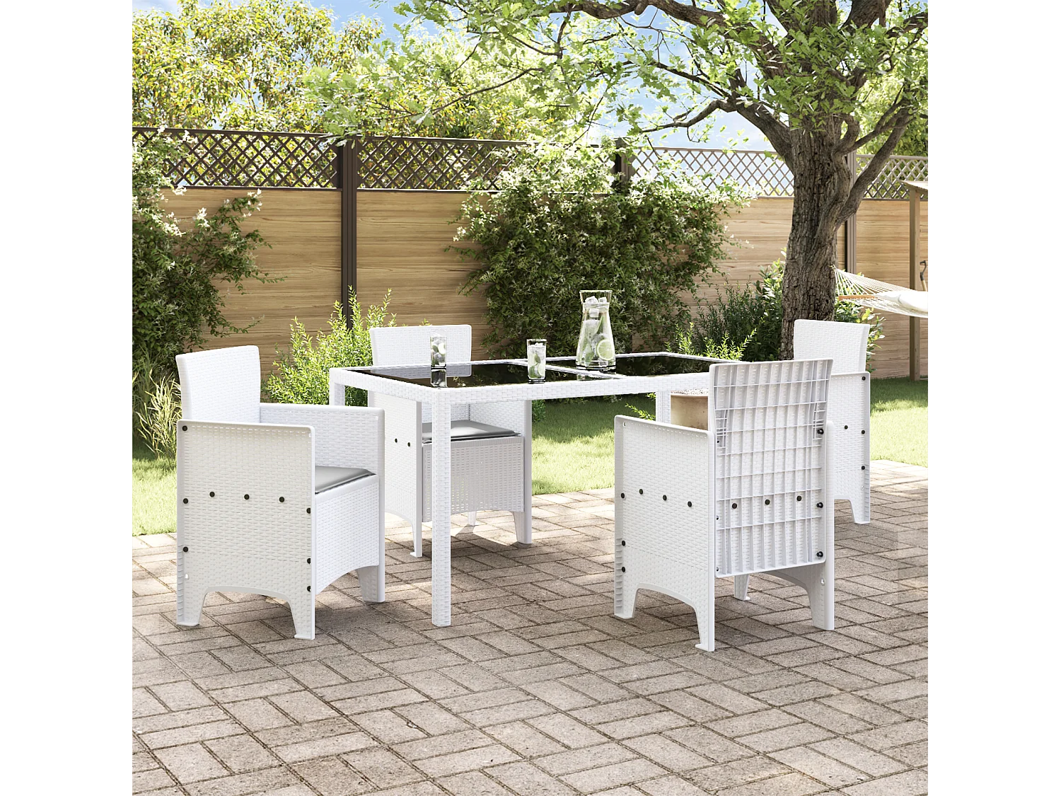 Tuinstoelen met kussens 4 stuks in wit synthetisch rotan