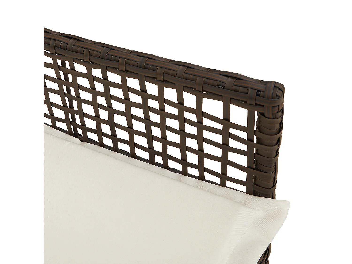 stuks tuinstoelen met bruine kussens van polyrotan