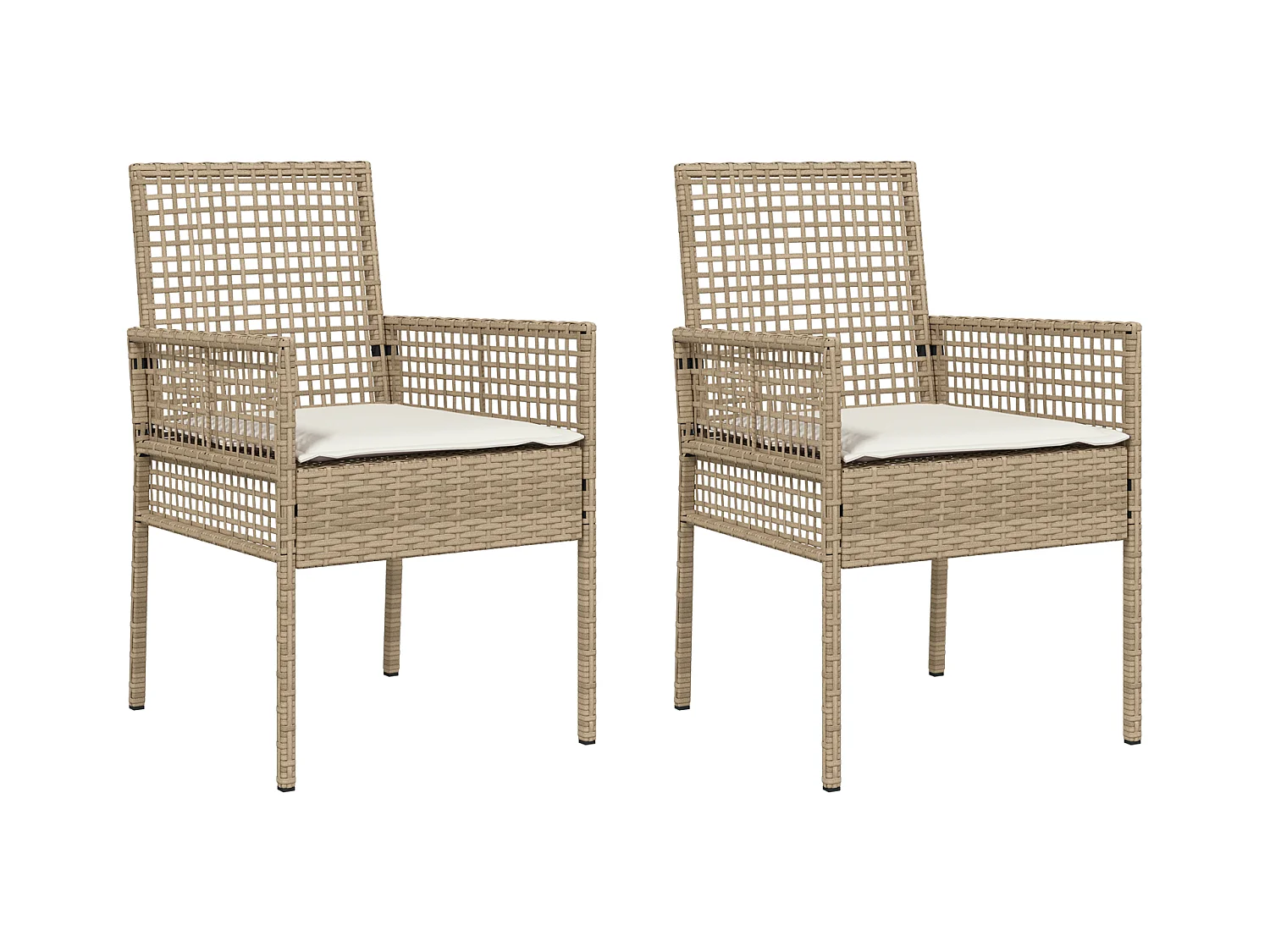 stuks tuinstoelen met beige kussens van polyrotan