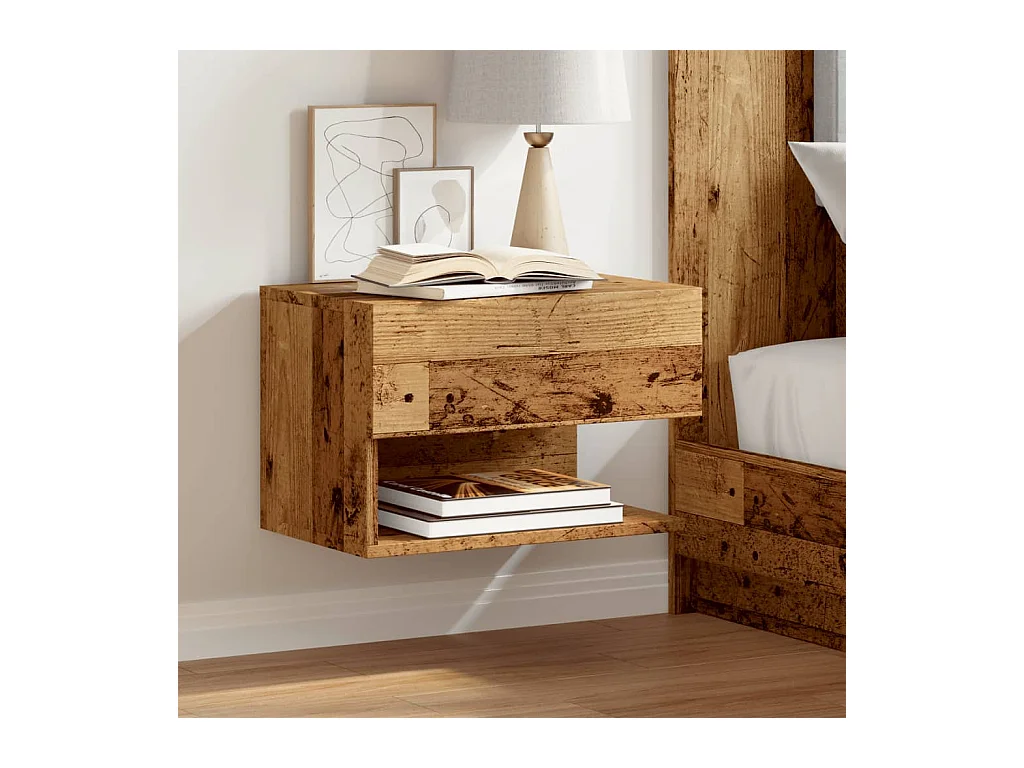 Vecchio comodino in legno da parete