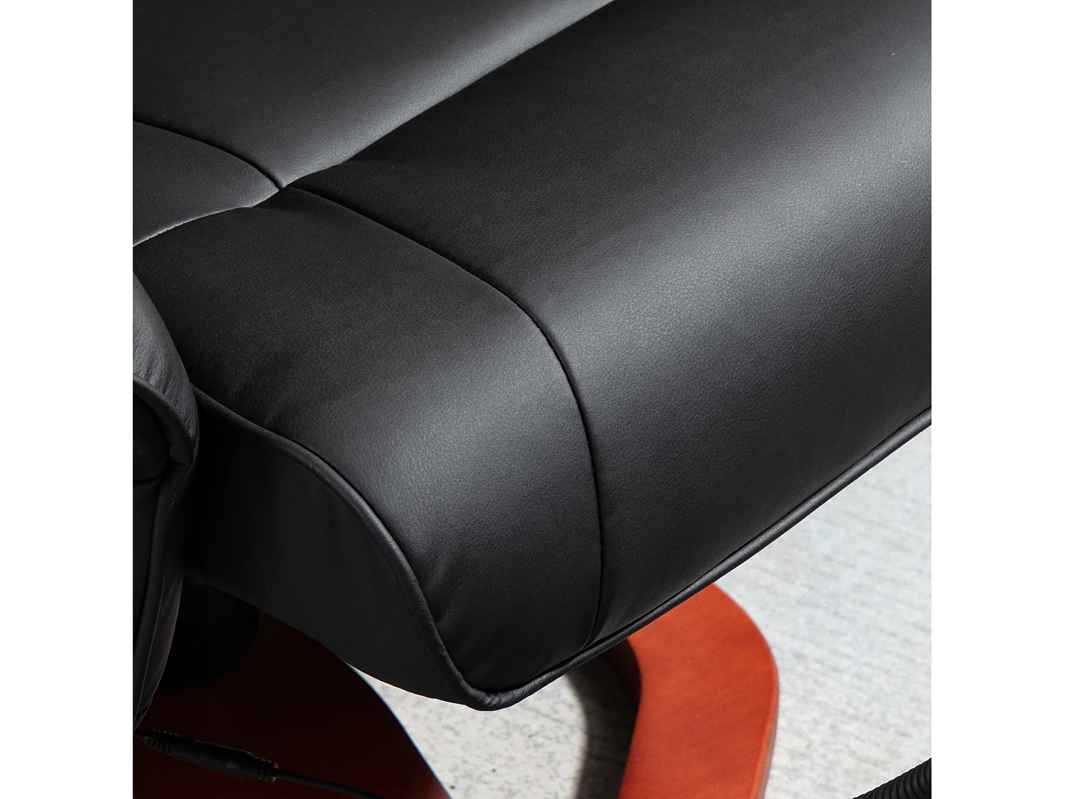 Fauteuil de massage pivotant 360°, simili cuir noir, avec repose-pieds, inclinable (73x83x106cm)