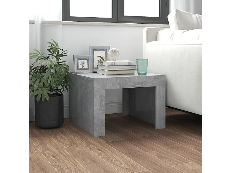 Betongrijze salontafel 50x50x35 cm bewerkt hout