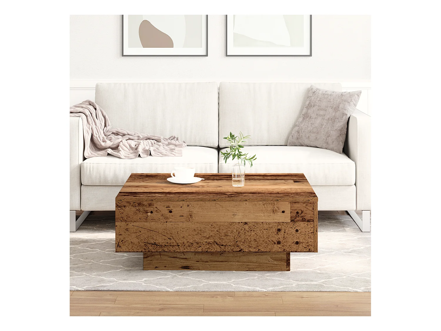 Table basse en vieux bois 80x80x31 cm en bois d'ingénierie