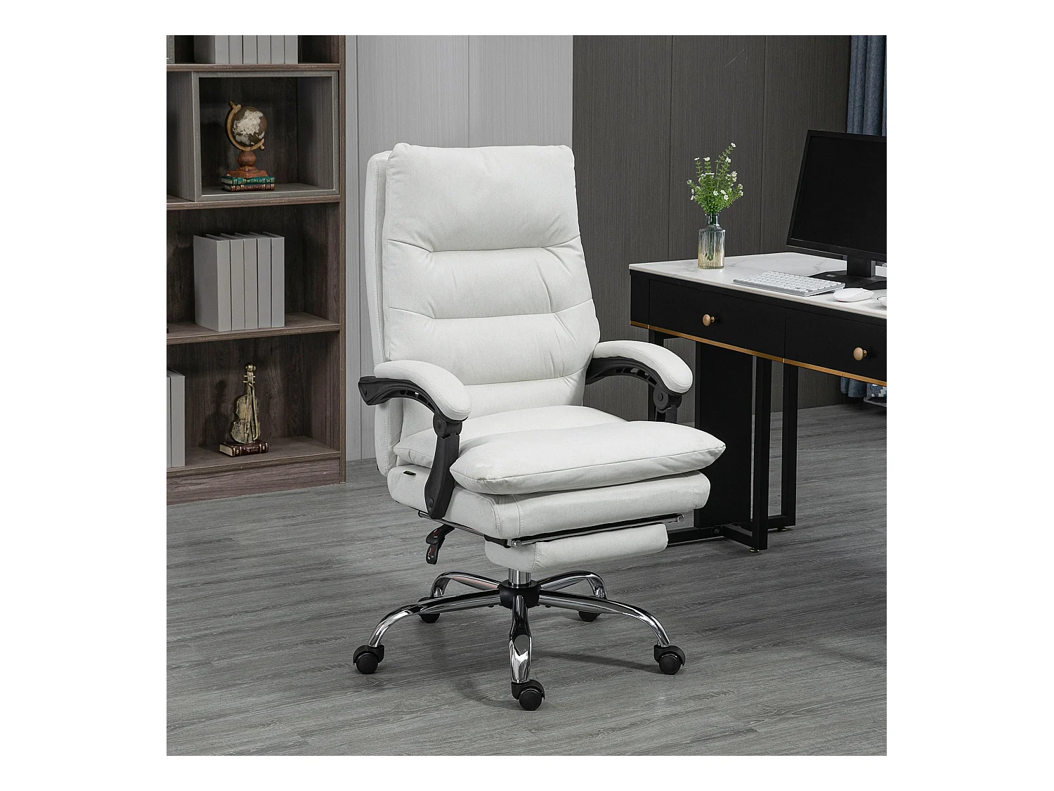 Chaise de bureau avec fonction massage, dossier inclinable à 135°, réglable en hauteur, simili cuir crème (65x72x109-117 cm)