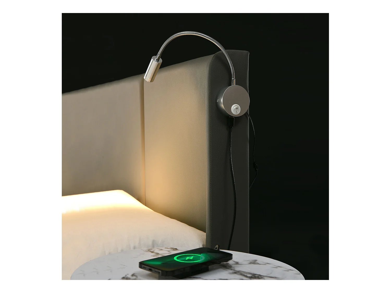 Lit double avec rangement, liseuse et chargeur USB, PU gris (206x145x107cm)