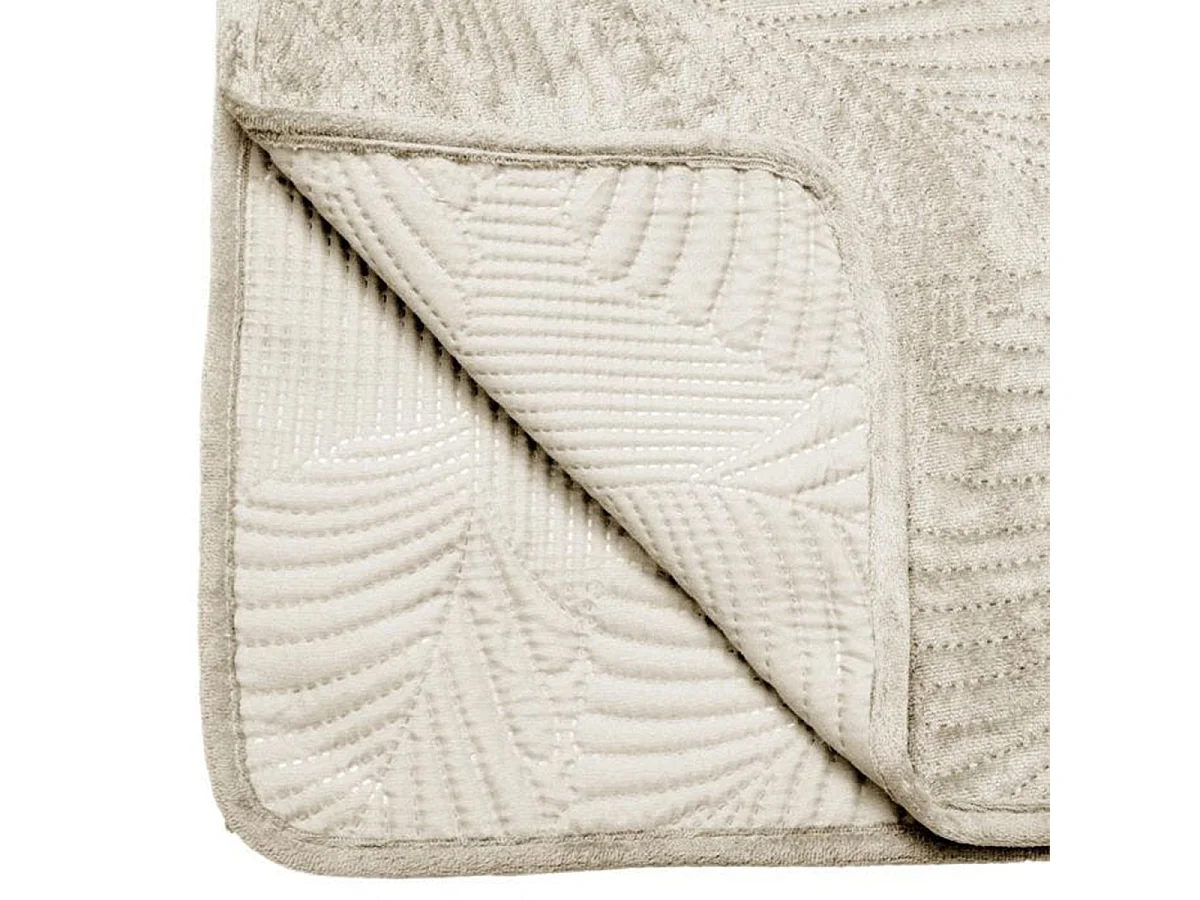 Dessus de lit coloris Ivoire en polyester - Longueur 260 x Profondeur 240 x Hauteur 1 cm